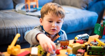 3 Reasons Parents Shouldn't Force Kids to Share Their Toys