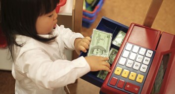 4 Ways to Teach Kids Finance