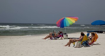 This Memorial Day, Lawmakers Seek to Protect Americans from Beach Umbrellas