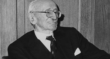 Hayek Nobel Prize Fetches $1.5 Million at Auction